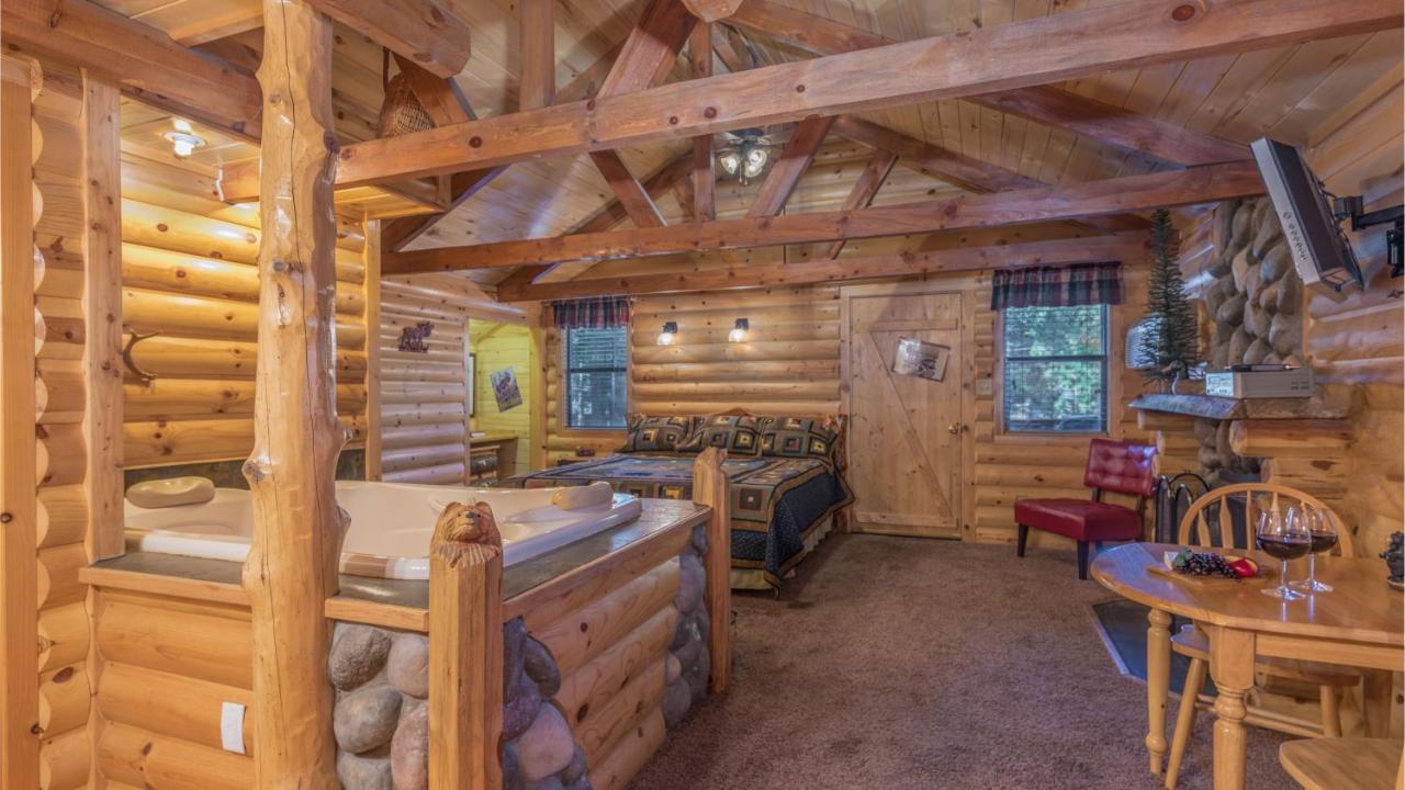 Upper Canyon Inn & Cabins Ruidoso Buitenkant foto